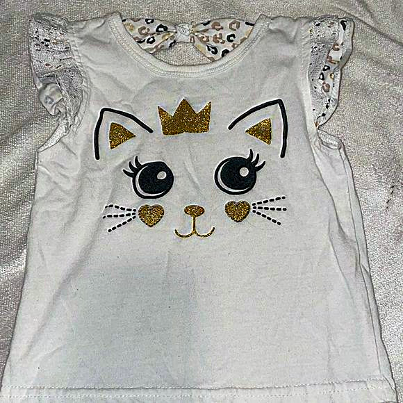 White shirt with leopard print‎ size 24 mos - Picture 1 of 3